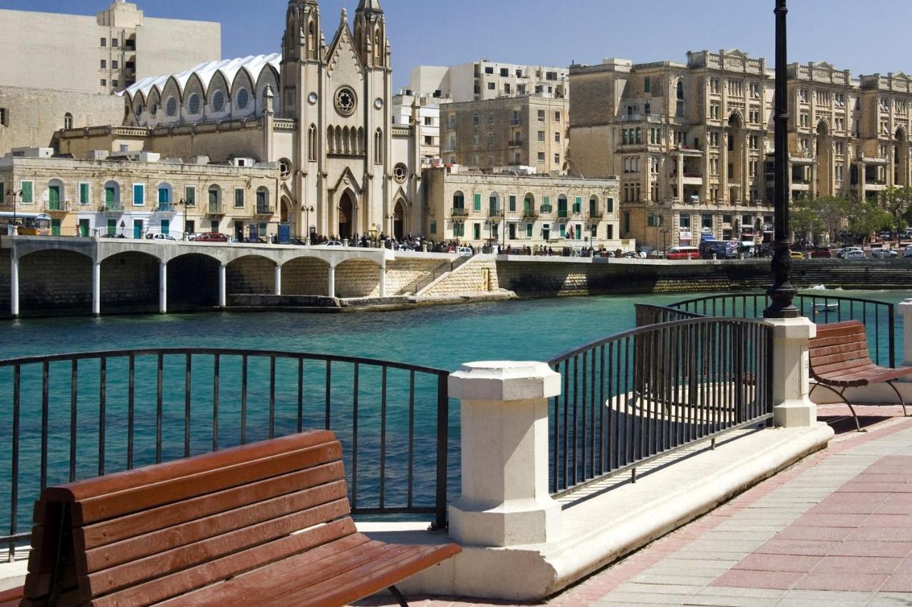 Seafront Lux Apart Inc Pool, Upmarket Area 슬리에마 외부 사진