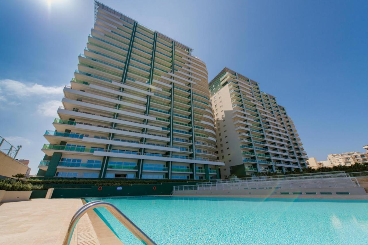 Seafront Lux Apart Inc Pool, Upmarket Area 슬리에마 외부 사진